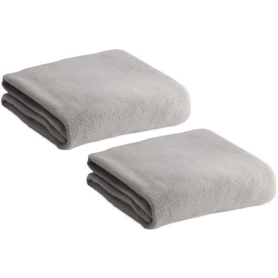 2x Fleece dekens-plaids lichtgrijs 120 x 150 cm