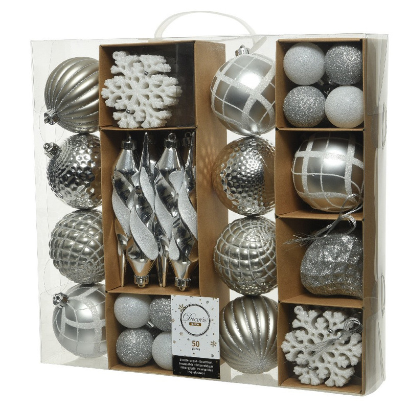 50x Zilveren kerstballen en figuur hangers 4-8-15 cm kunststof