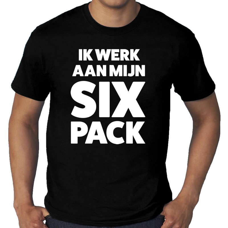Ik werk aan mijn SIX Pack tekst t-shirt zwart heren