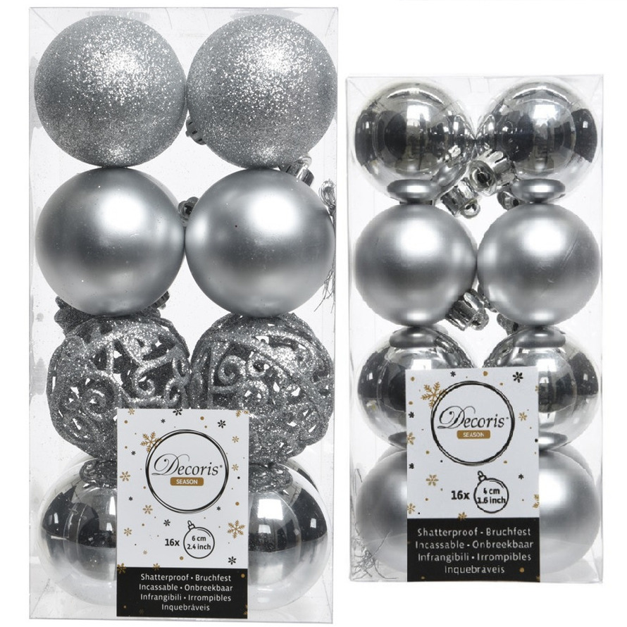 Kerstversiering kunststof kerstballen zilver 4-6 cm pakket van 32x stuks