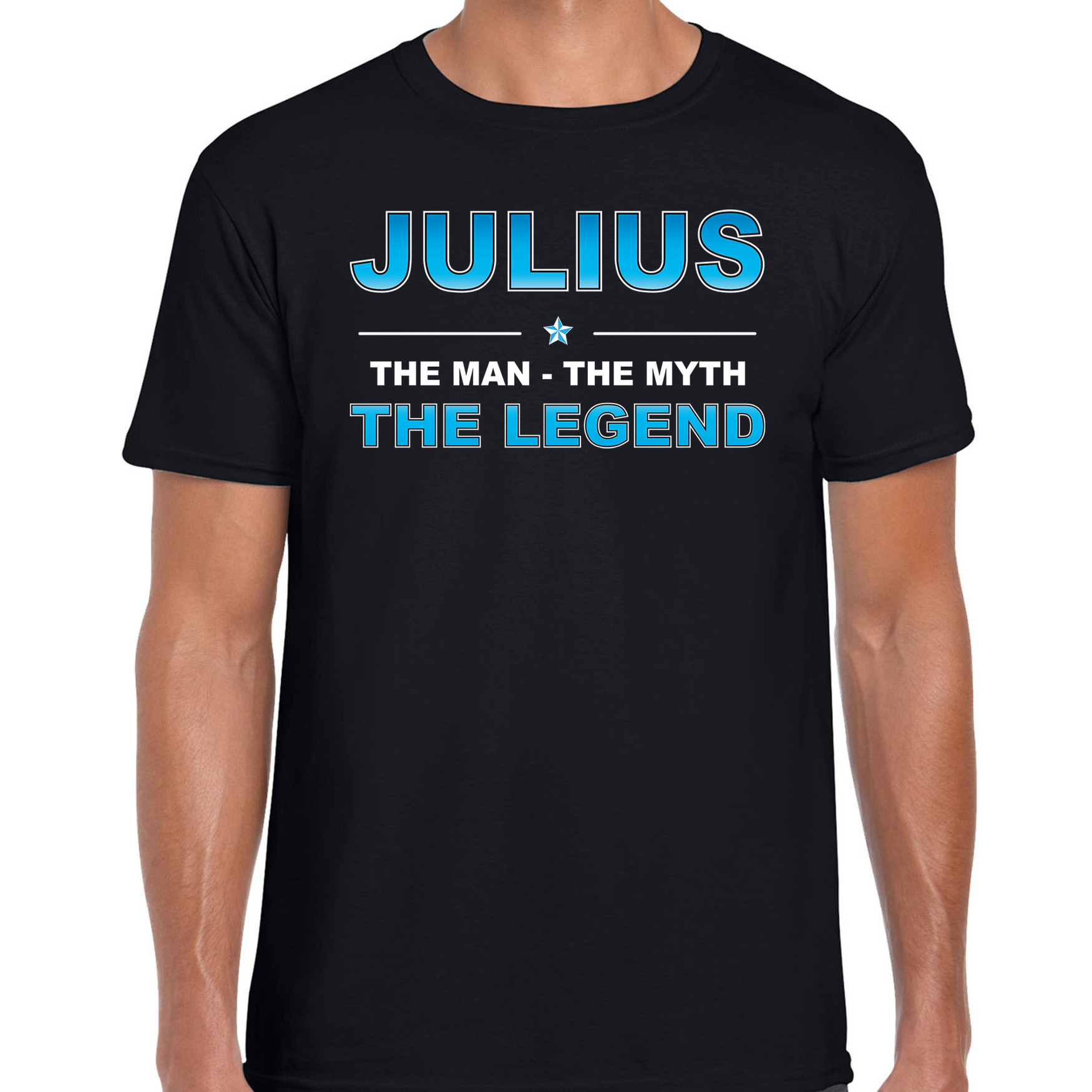 Naam cadeau t-shirt Julius - the legend zwart voor heren