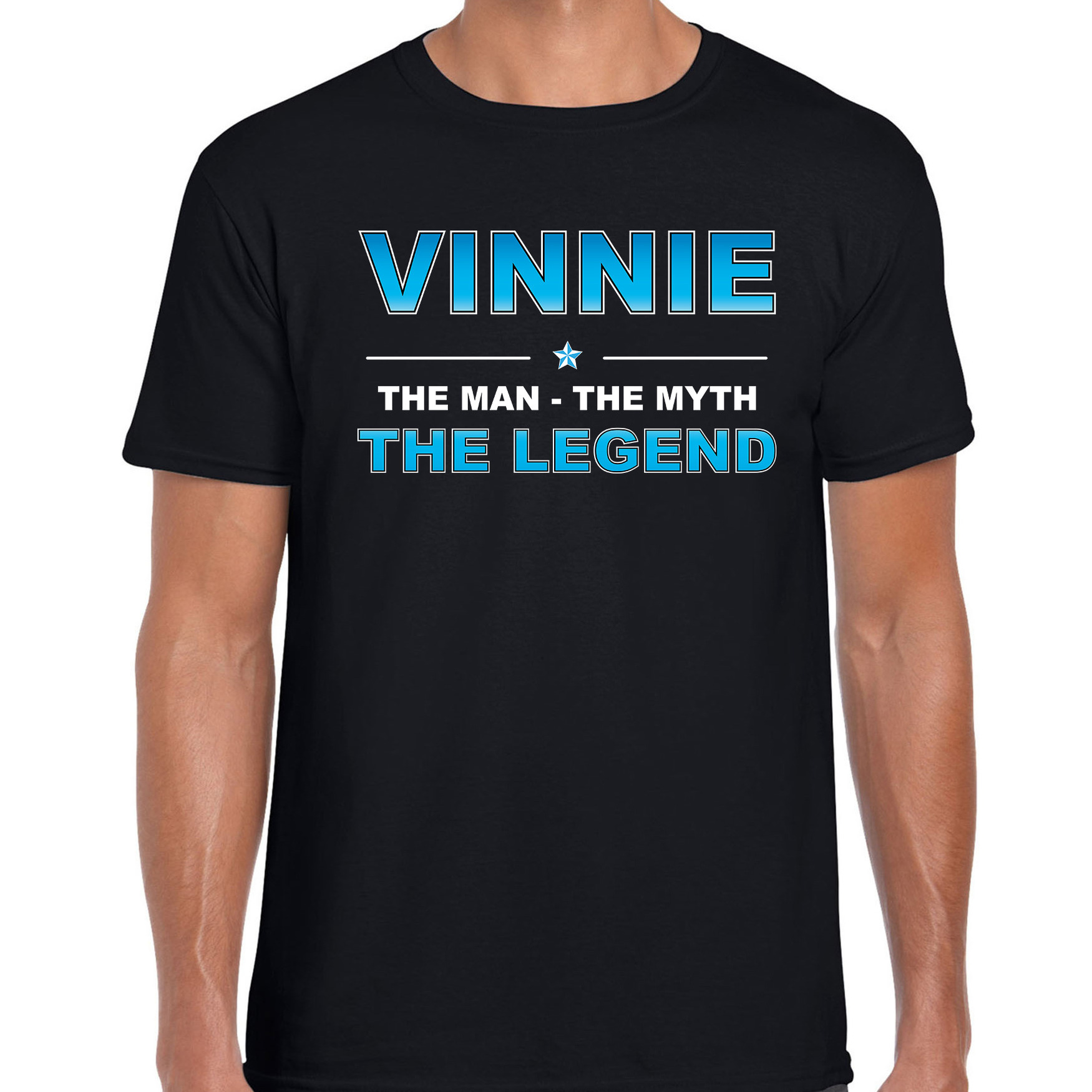 Naam cadeau t-shirt Vinnie - the legend zwart voor heren