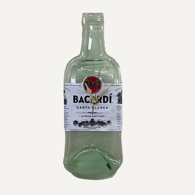 Wandklok Bacardi superior rum fles transparant 10,5 x 29,5 cm