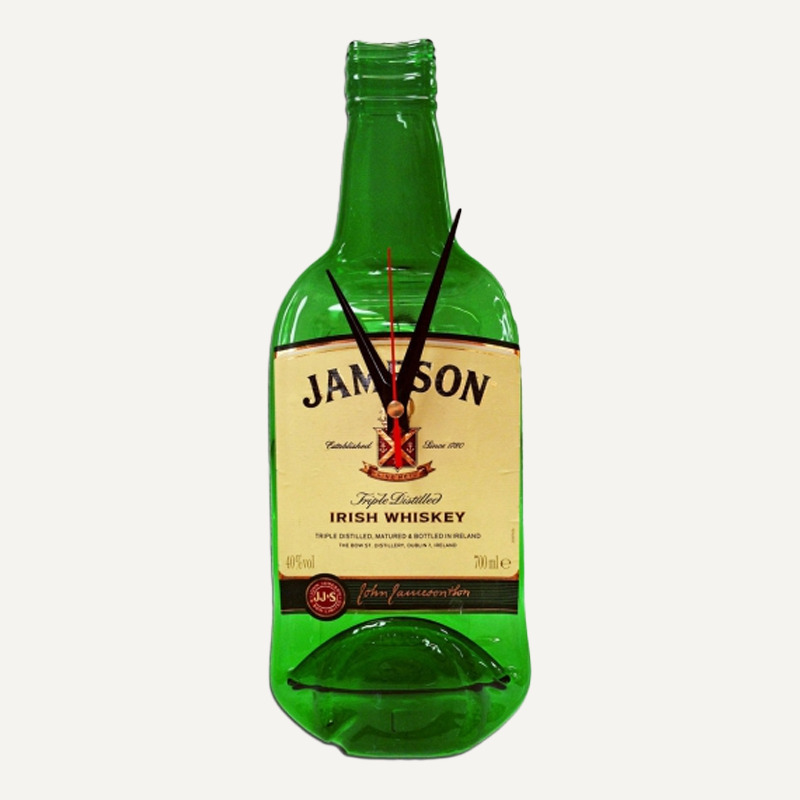 Wandklok Jameson whiskey fles groen 30 x 11 cm