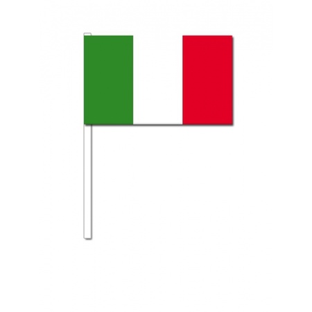 10 zwaaivlaggetjes Italie 12 x 24 cm