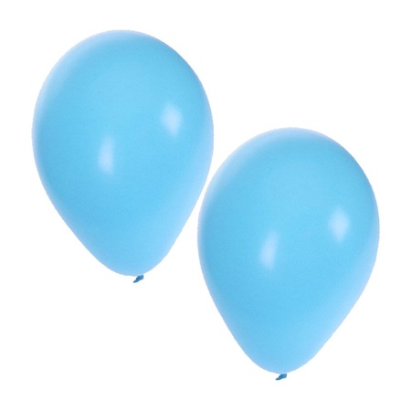 50 balloons lichtblue and white