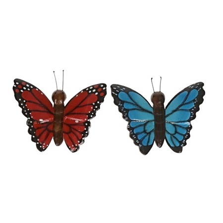 2x Houten magneten vlinders rood en blauw