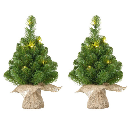 2x Mini kunst kerstboom met 15 LED lampjes 60 cm