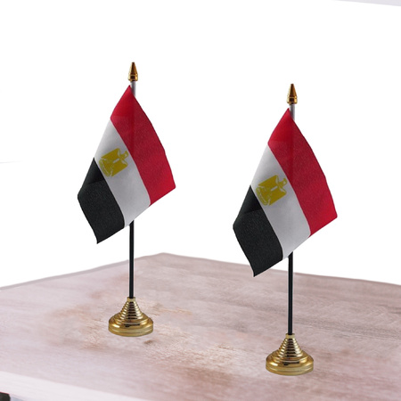 2x stuks Egypte tafelvlaggetjes 10 x 15 cm met standaard