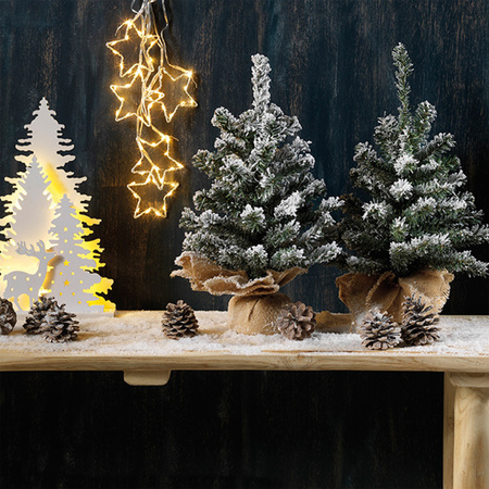 Kleine kunst kerstboom - besneeuwd - incl. 3D sterren lichtsnoer metallic goud - H45 cm