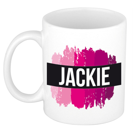 Naam cadeau mok / beker Jackie  met roze verfstrepen 300 ml