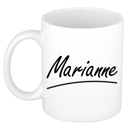 Naam cadeau mok / beker Marianne met sierlijke letters 300 ml