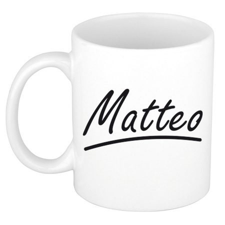 Naam cadeau mok / beker Matteo met sierlijke letters 300 ml