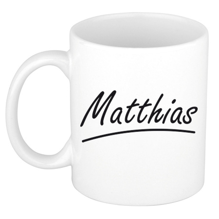 Naam cadeau mok / beker Matthias met sierlijke letters 300 ml