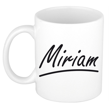 Naam cadeau mok / beker Miriam met sierlijke letters 300 ml